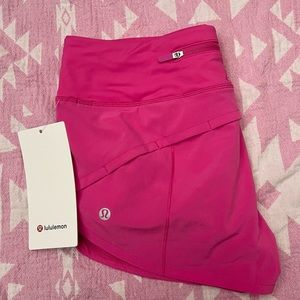 Lululemon speed up short